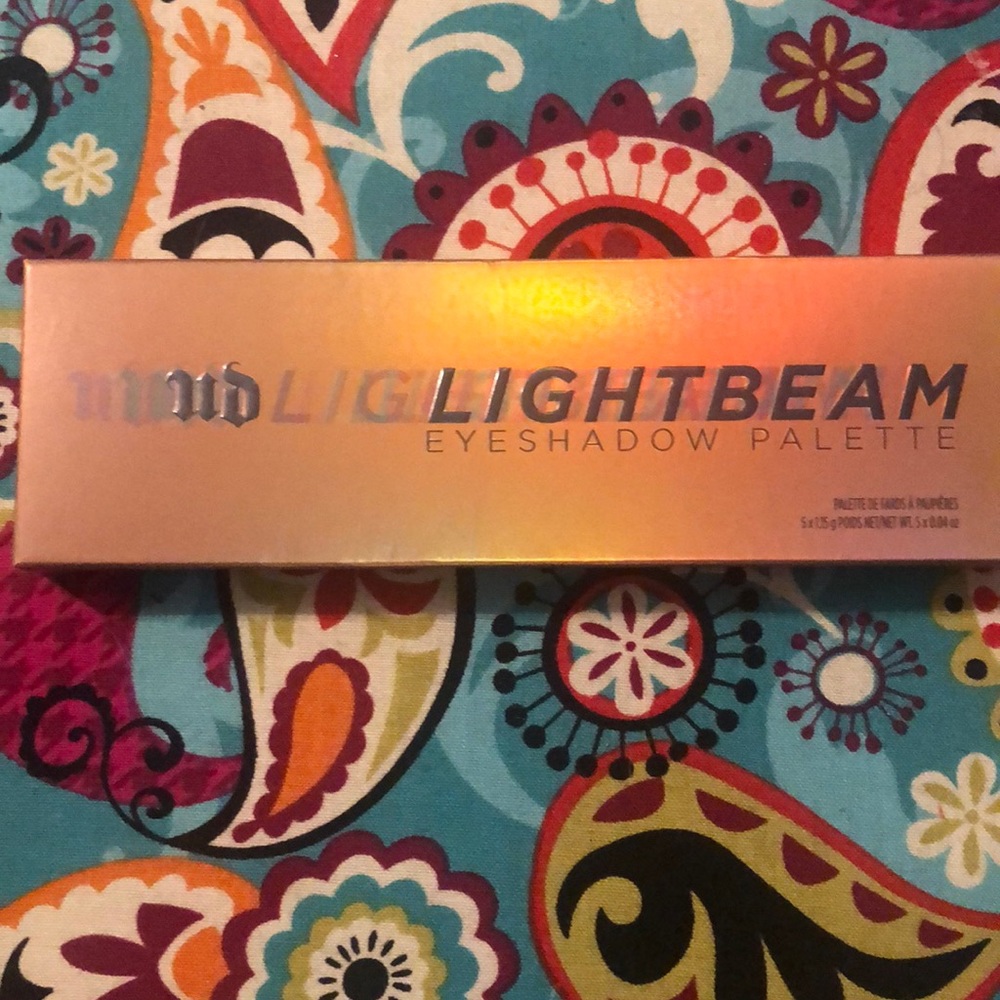 Urban Decay Lightbeam Eyeshadow Palette